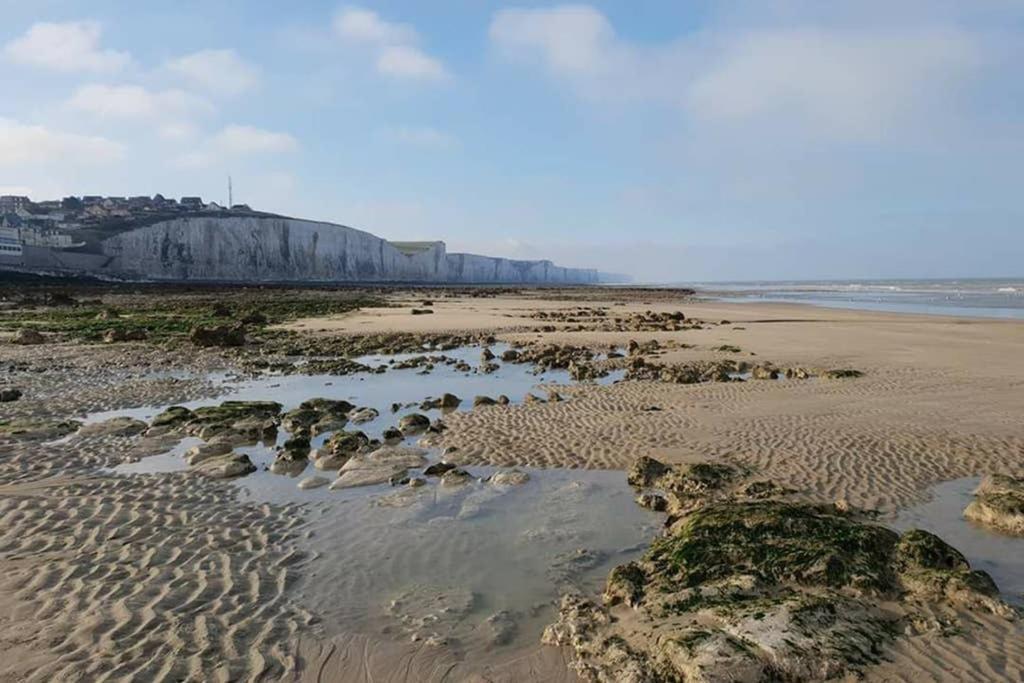Gite A Bon Port Abbeville 5 Personnes Buitenkant foto